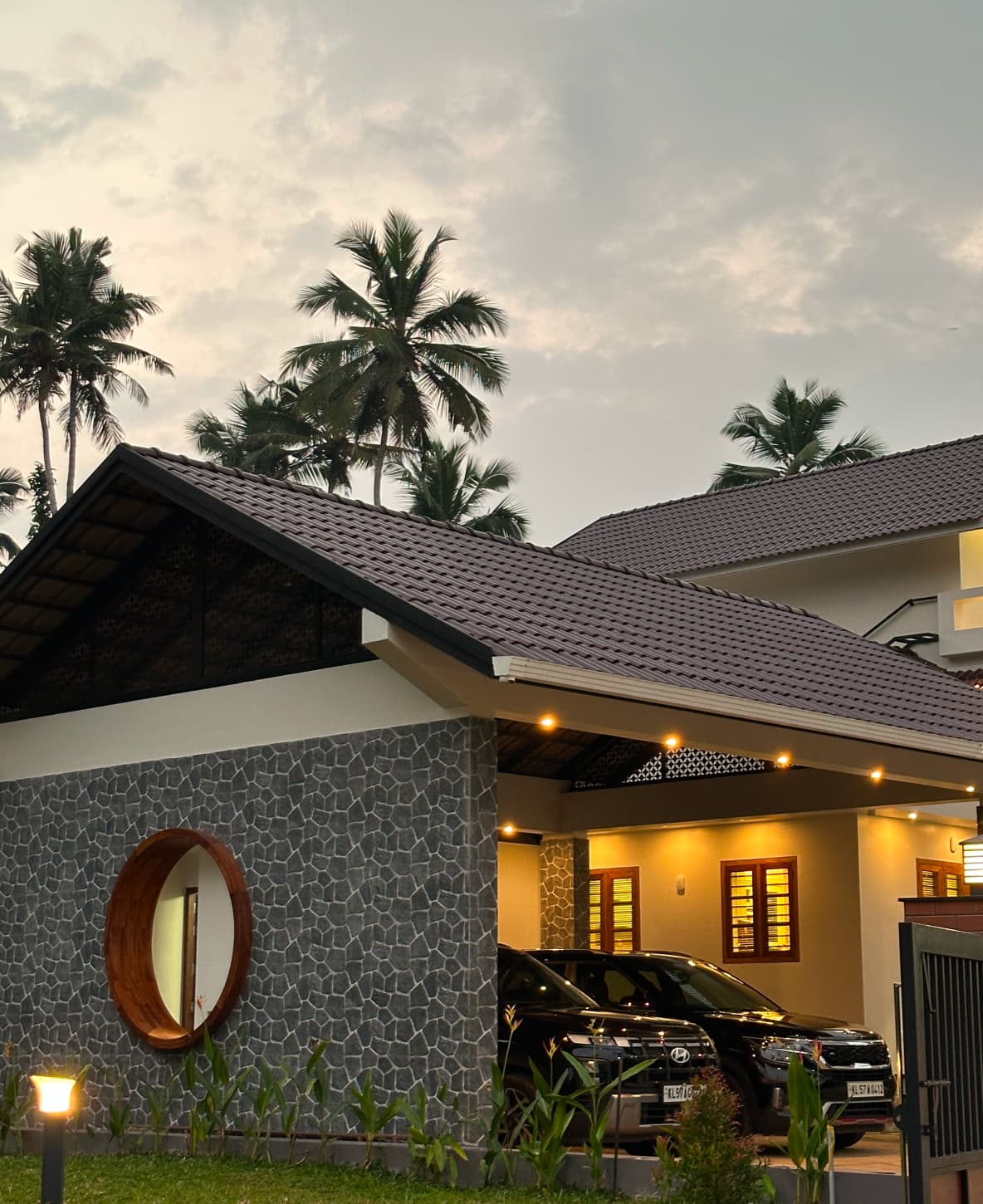 Architectural Dual-Glow Wall Lamp